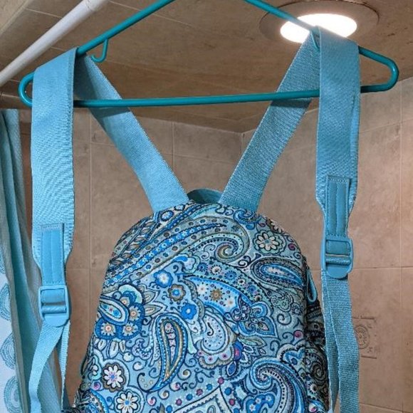 **SOLD** Vera Bradley Daisy Dot Paisley Quilted Cotton Compact Hadley Backpack - Picture 2 of 7